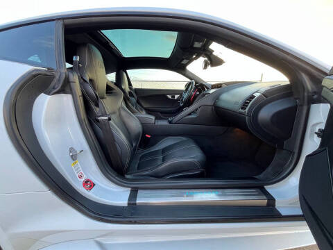 2016 Jaguar F-TYPE R