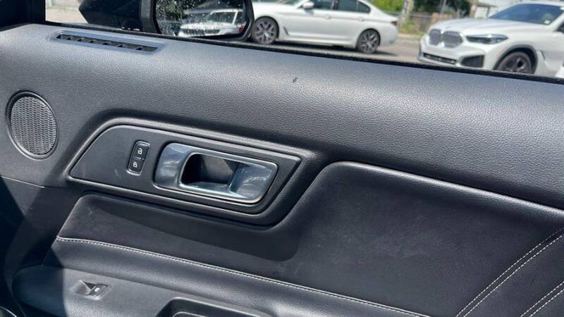 2023 Ford Mustang EcoBoost Premium