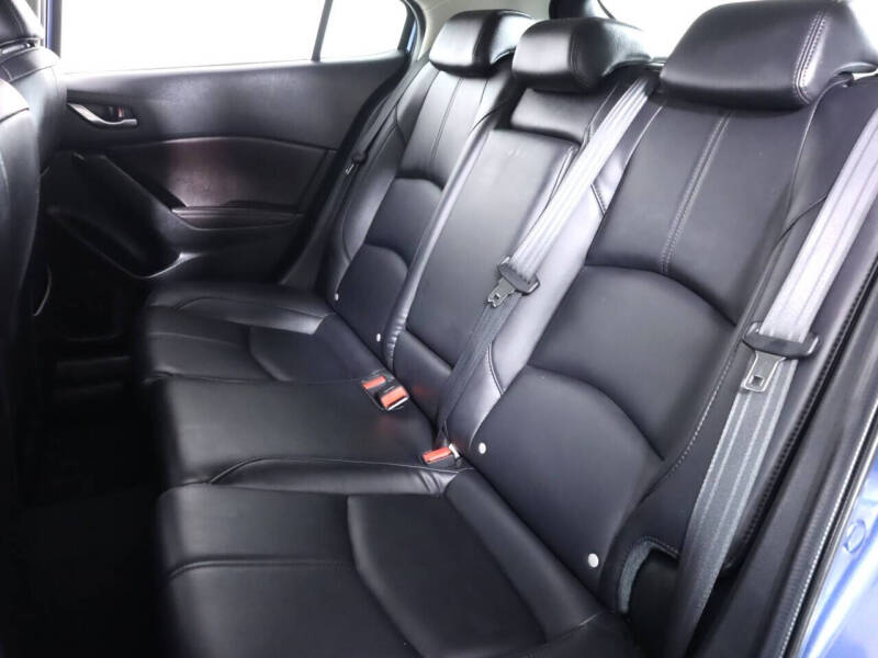 2017 Mazda MAZDA3 Touring