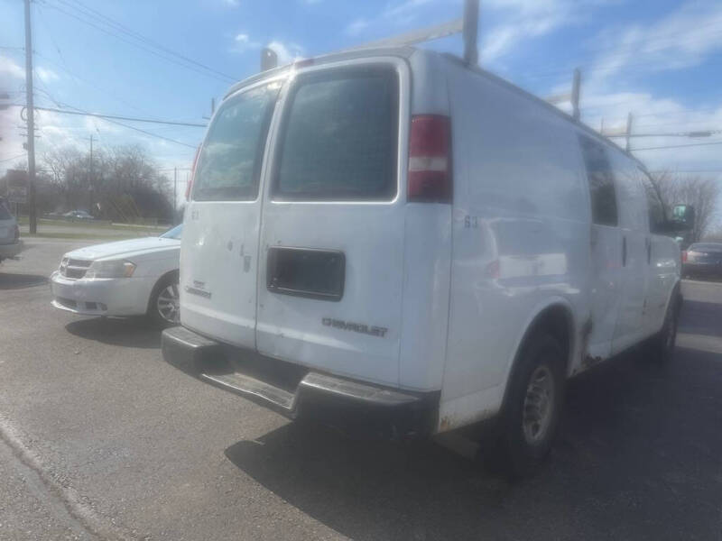 2005 Chevrolet Express 2500