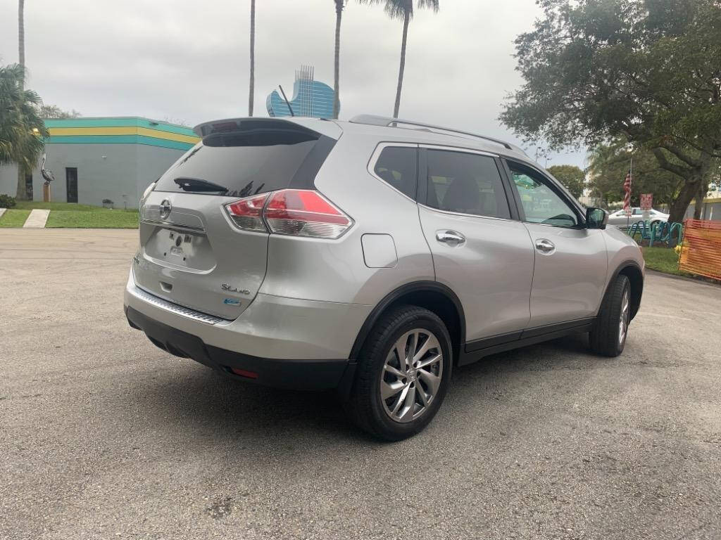 2014 Nissan Rogue  - $0