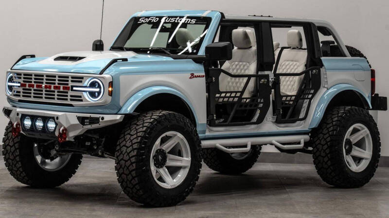 2025 Ford Bronco Outer Banks