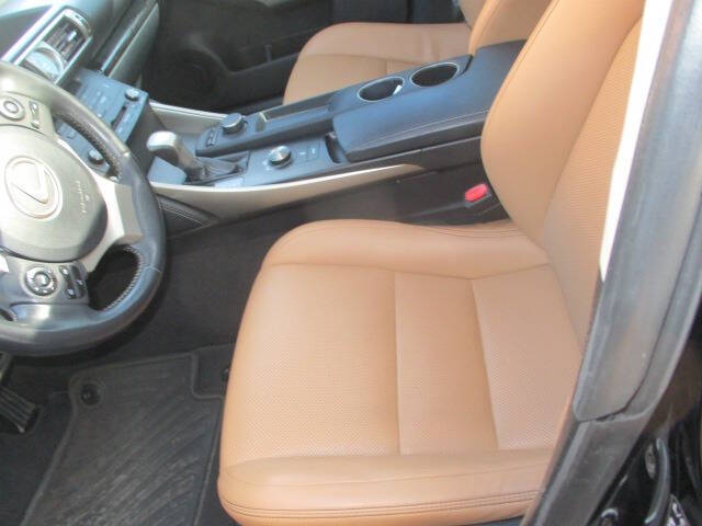 2015 Lexus IS 250 Crafted Line