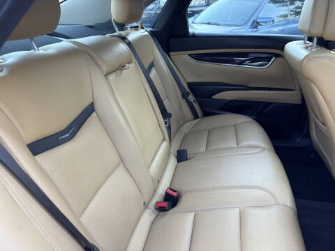 2013 Cadillac XTS Luxury Collection