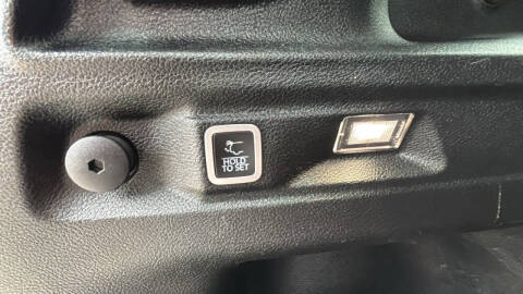 2021 Jeep Grand Cherokee L Laredo