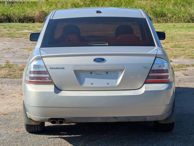 2009 Ford Taurus SEL