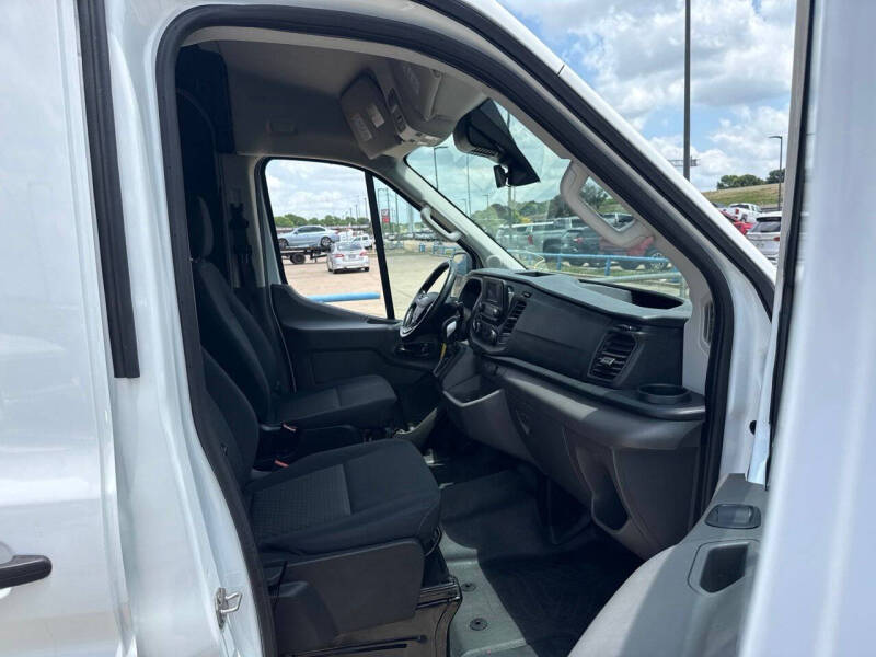 2024 Ford Transit 250