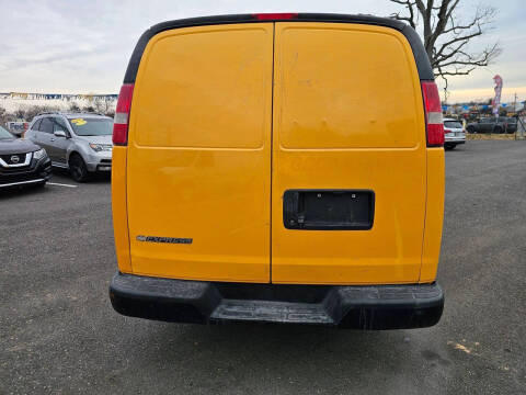 2016 Chevrolet Express 2500