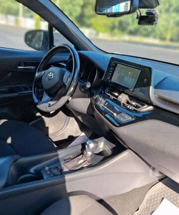2018 Toyota C-HR XLE Premium