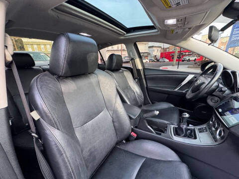 2010 Mazda MAZDA3 s Grand Touring