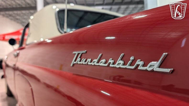 1955 Ford Thunderbird