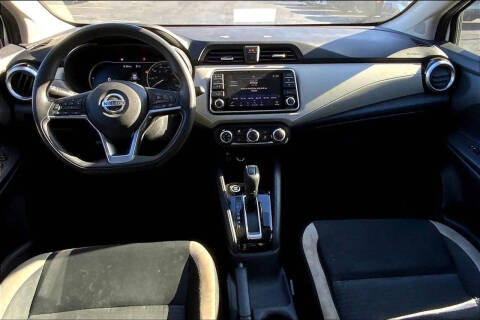 2022 Nissan Versa SV