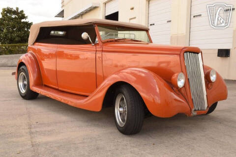 1935 Ford Phaeton