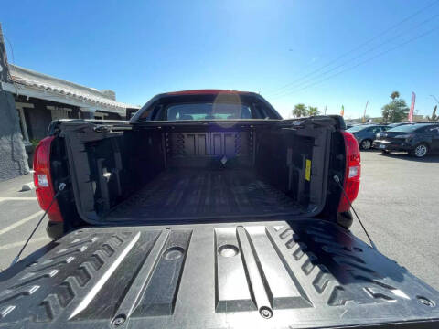 2013 Chevrolet Avalanche LS Black Diamond