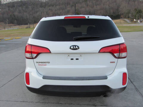 2015 Kia Sorento LX