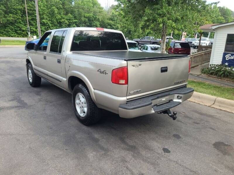 2004 Chevrolet S-10 for sale at Lux Global Auto Sales in Sacramento CA