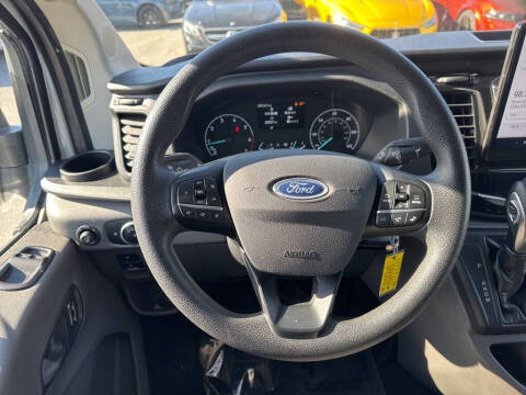 2023 Ford Transit 350 XLT