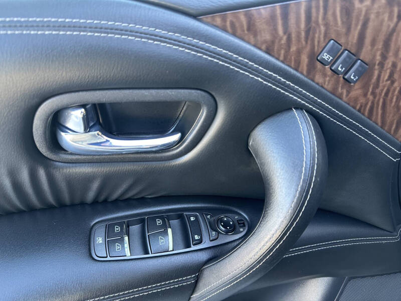 2018 Nissan Armada Platinum