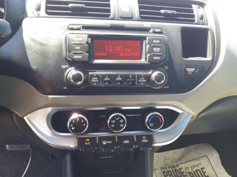 2015 Kia Rio LX