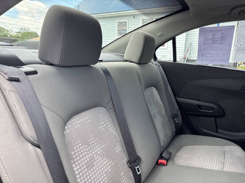 2016 Chevrolet Sonic LS Auto