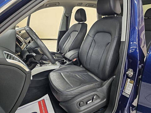 2013 Audi Q5 2.0T quattro Premium