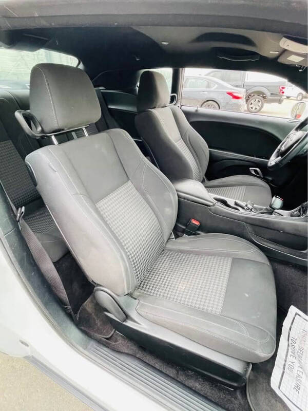 2018 Dodge Challenger SXT