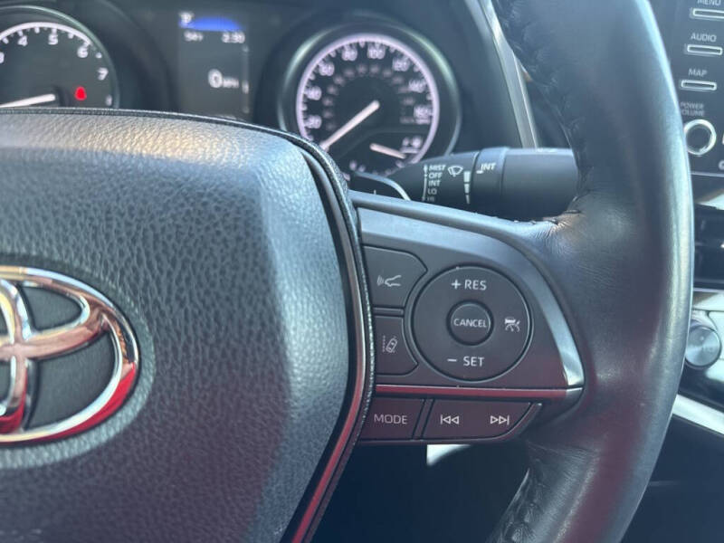 2021 Toyota Camry SE