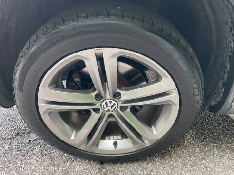 2017 Volkswagen Tiguan 2.0T Sport 4Motion