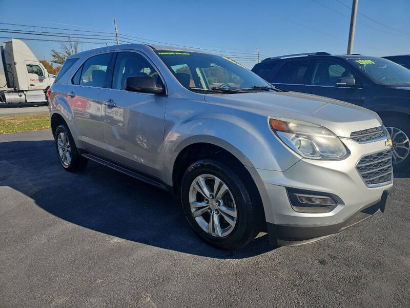 2016 Chevrolet Equinox LS's photo