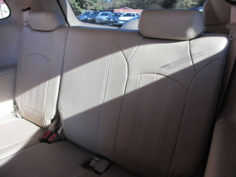 2012 Buick Enclave Leather photo 14