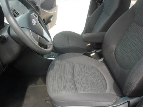 2015 Hyundai Accent GS