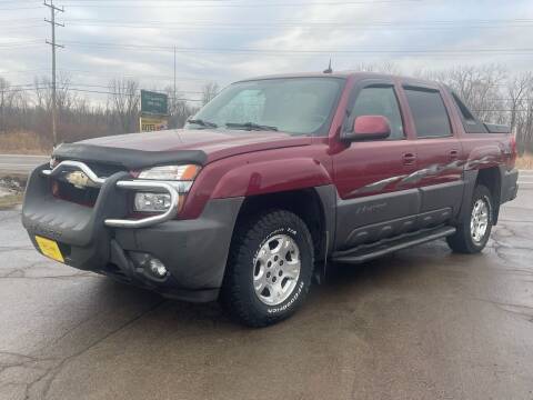 2004 Chevrolet Avalanche for sale at Sunshine Auto Sales in Menasha WI