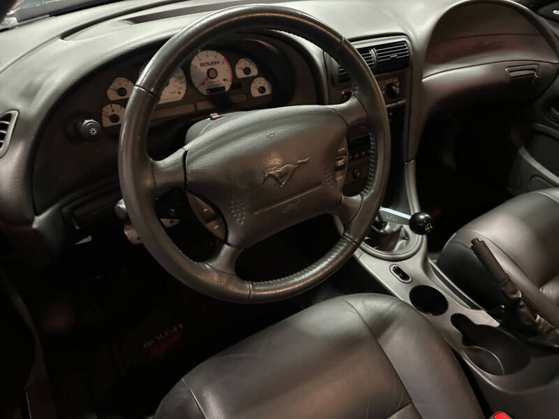 2004 Ford Mustang GT Deluxe