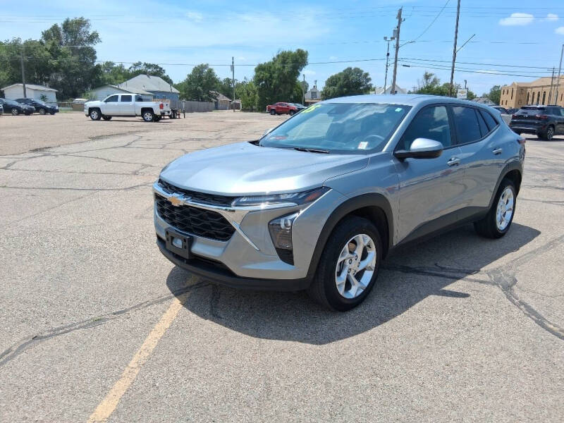 2025 Chevrolet Trax LS