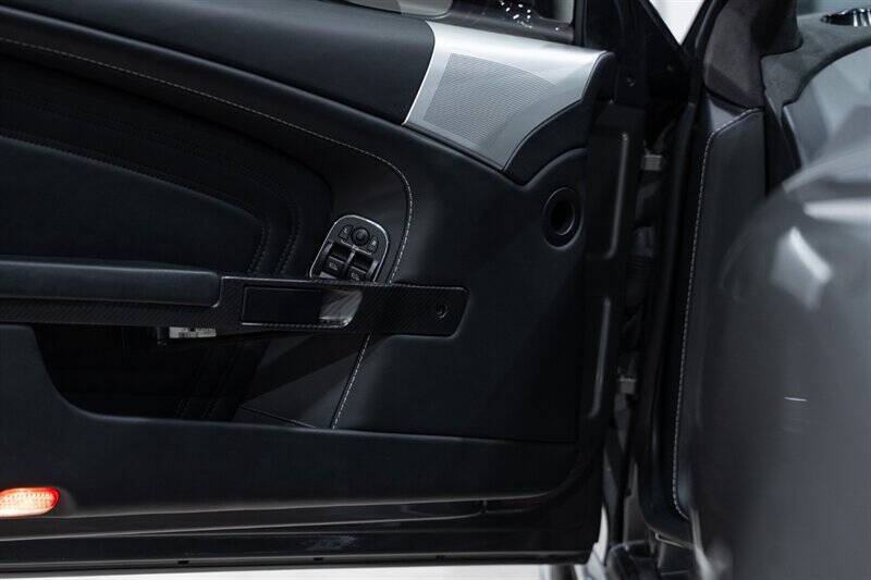 2010 Aston Martin DBS