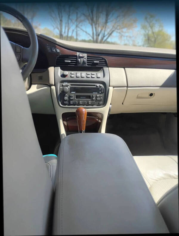 2002 Cadillac DeVille DTS