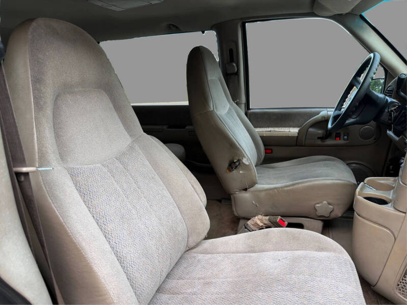 2003 Chevrolet Astro