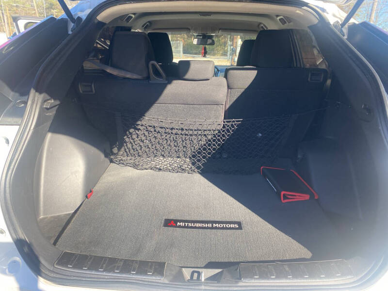 2022 Mitsubishi Eclipse Cross ES