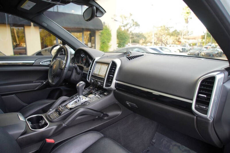 2014 Porsche Cayenne S