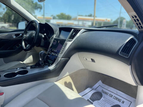 2014 Infiniti Q50 Premium