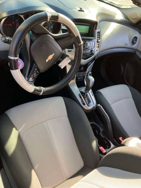 2011 Chevrolet Cruze LS