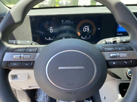 2024 Hyundai Kona SE