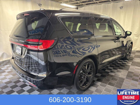 2025 Chrysler Pacifica Limited