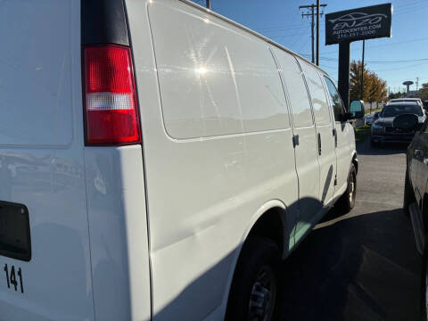 2018 Chevrolet Express 2500