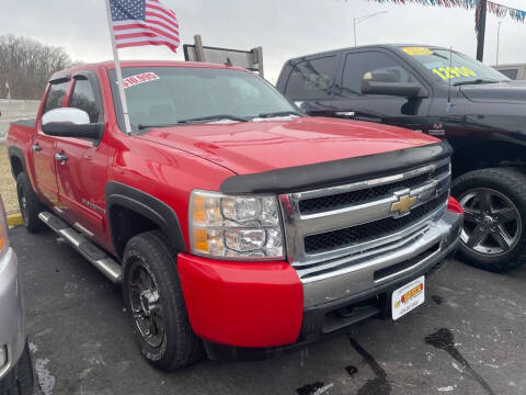 2009 Chevrolet Silverado 1500 for sale at Dynamite Deals LLC in Arnold MO