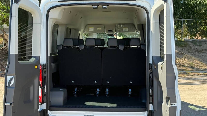 2025 Ford Transit