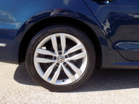 2019 Volkswagen Passat Wolfsburg