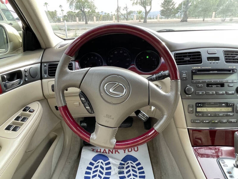 2004 Lexus ES 330