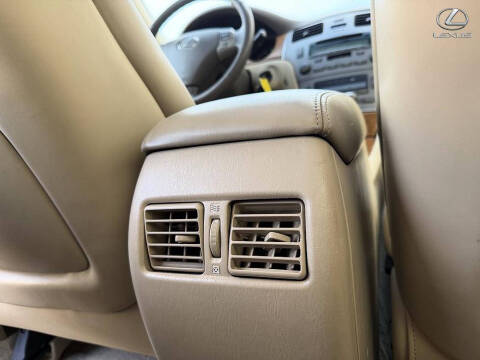 2005 Lexus ES 330