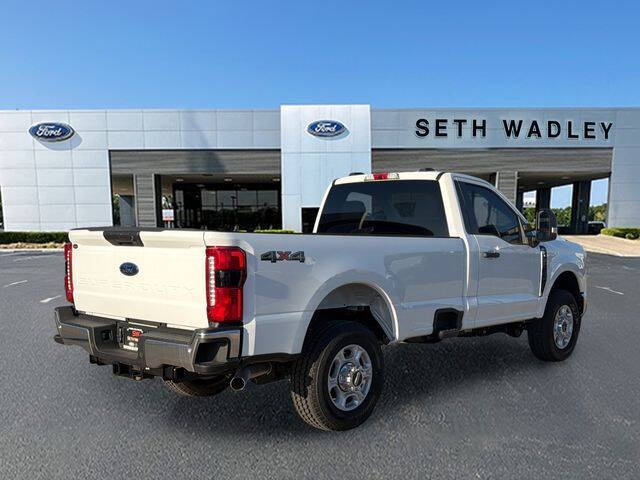 2025 Ford F-350 Super Duty XLT